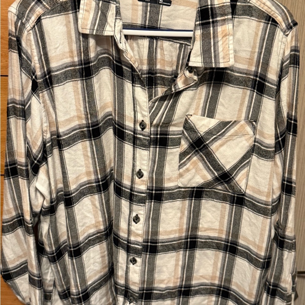Women’s Magellan Outdoors “Boyfriend fit” Button Down Plaid Shirt XL NWT